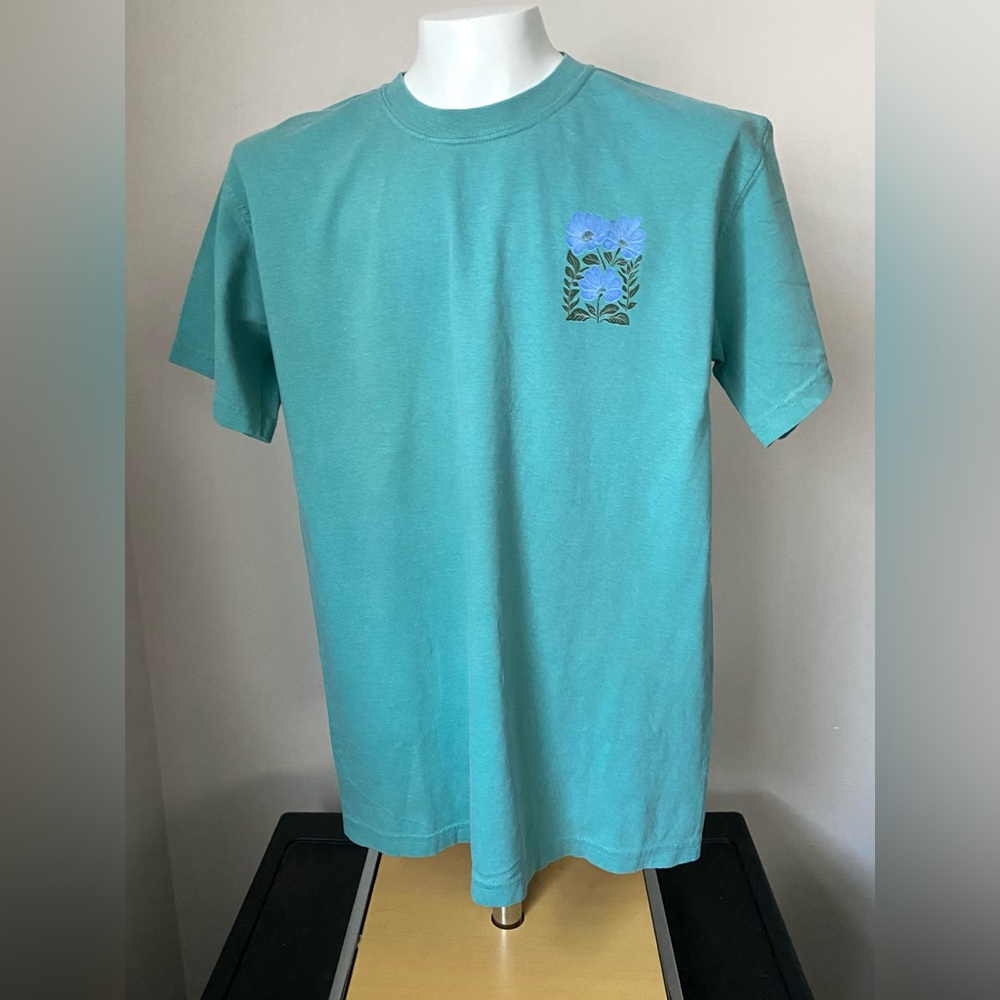NEW! Comfort Colors Women’s Teal Graphic T-Shirt NWOT